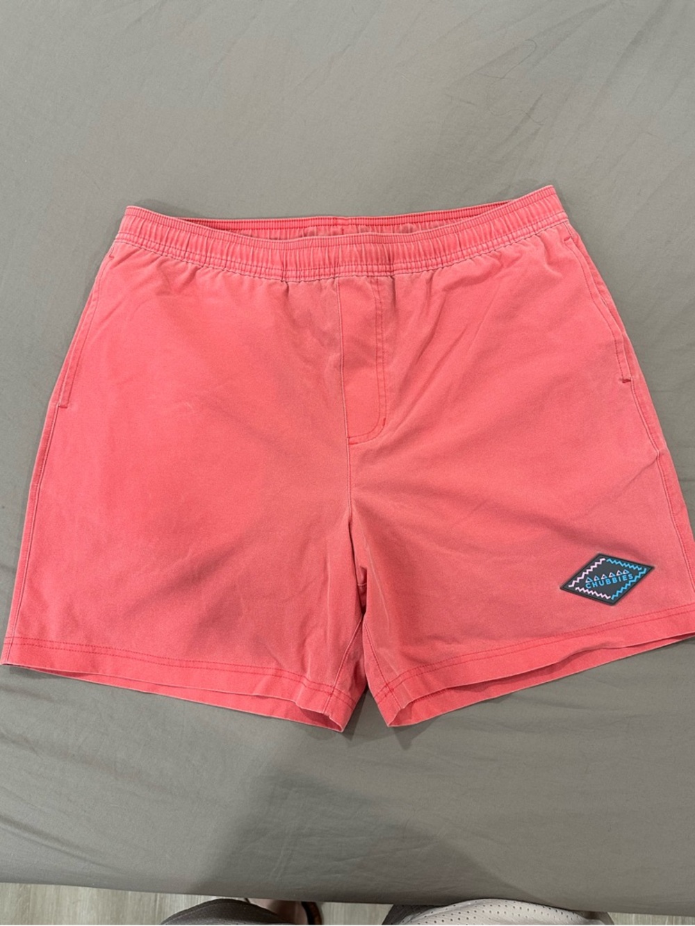 chubbies “The Spring Cleans” 5.5” Compression-Lined Men’s Hybrid Shorts